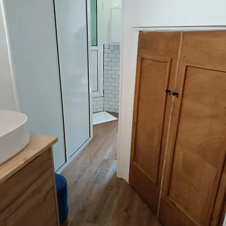 En 3eme Arrondissement Apartment